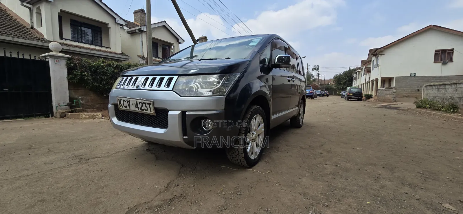 Mitsubishi Delica 2012 Green