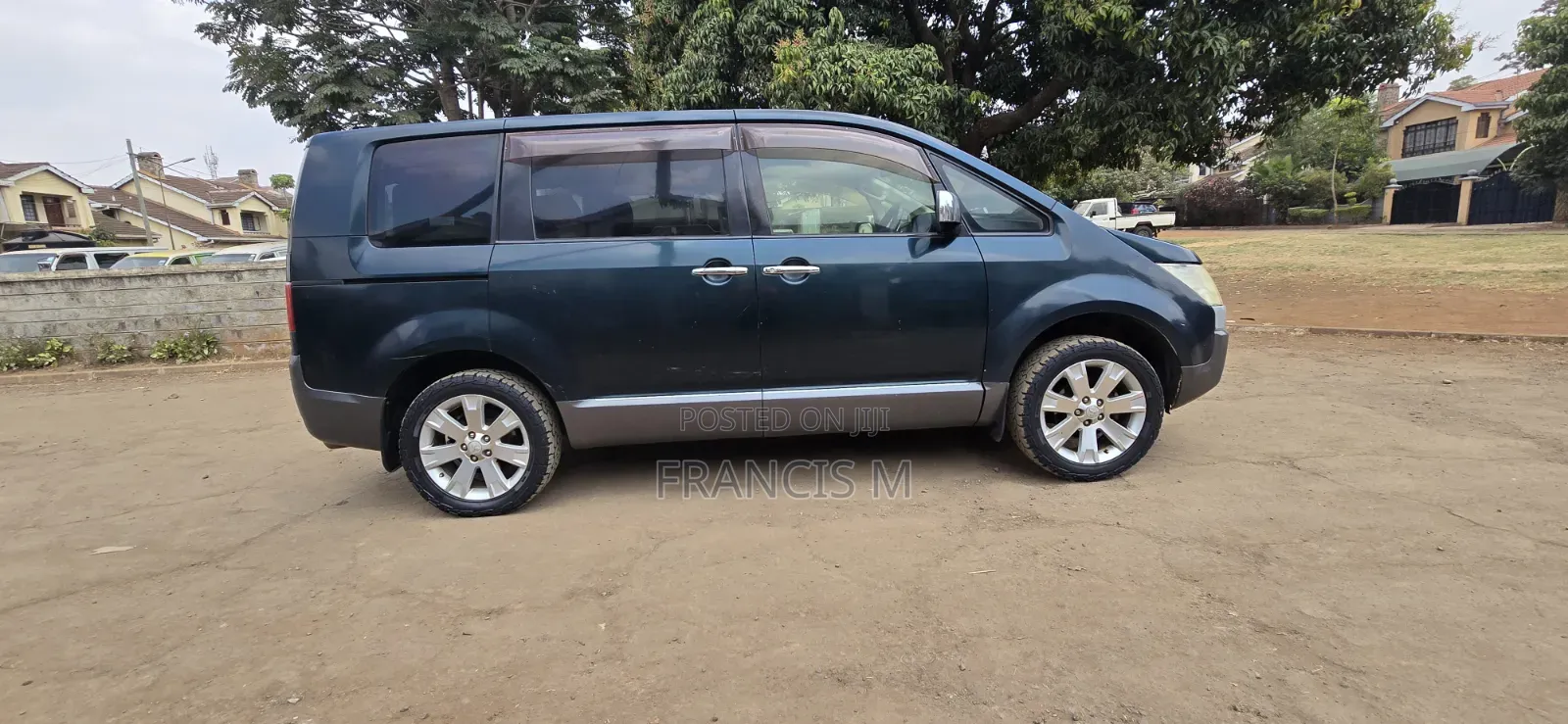 Mitsubishi Delica 2012 Green