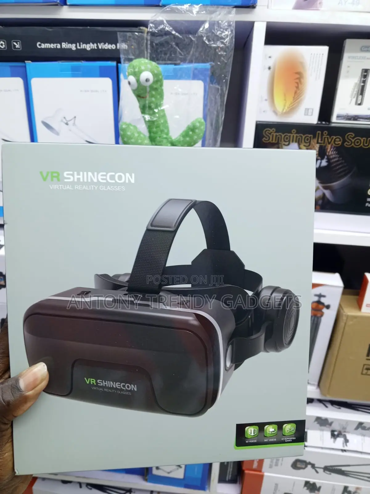 G04EA Virtual Reality Headset for Android iPhone