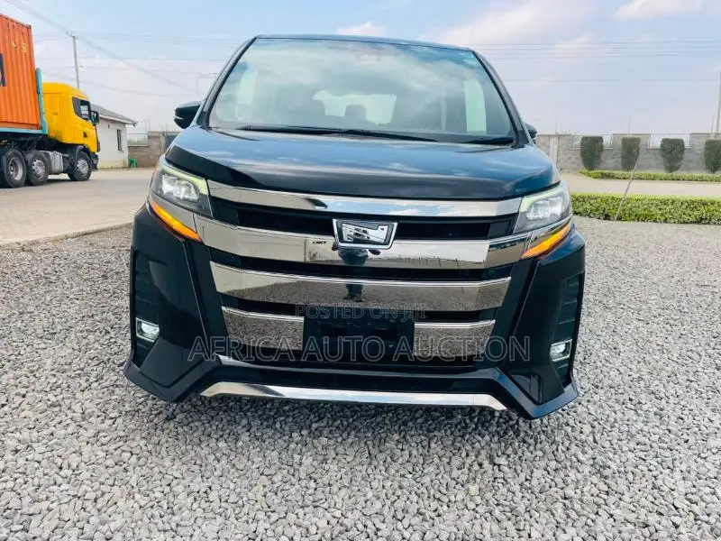 Toyota Noah 2.0 FWD (7 Seater) 2019 Black