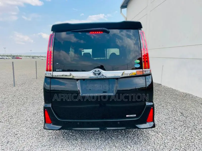 Toyota Noah 2.0 FWD (7 Seater) 2019 Black