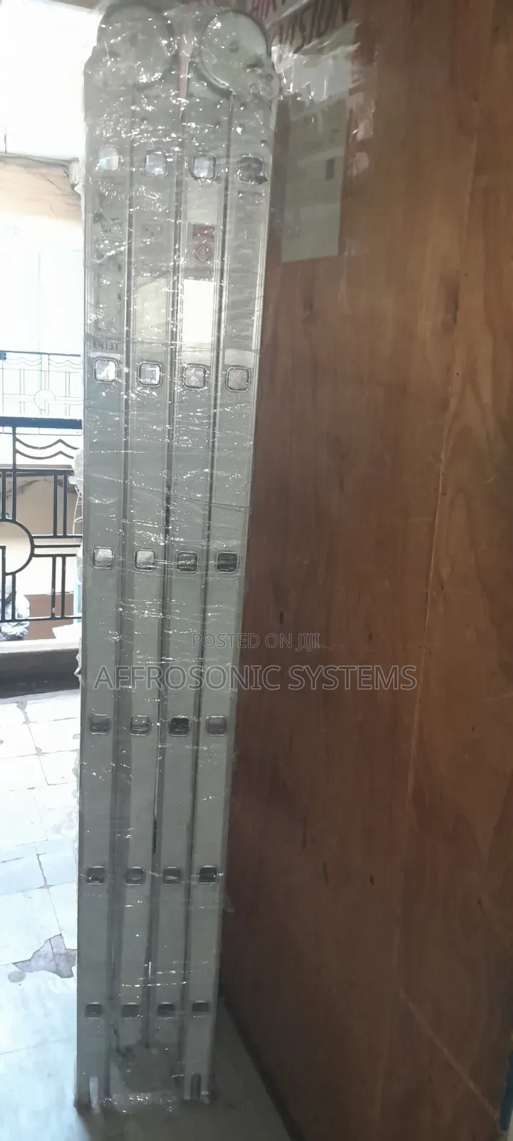 24 Feet (7 Meters) Folding Ladder