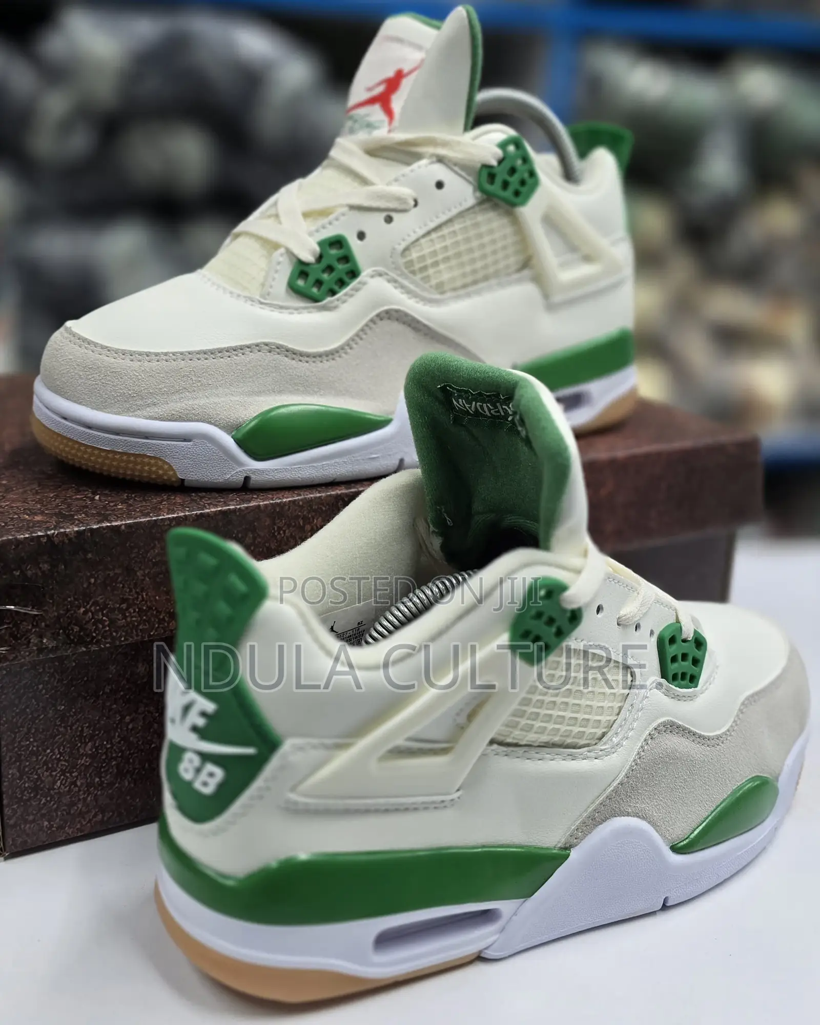 Jordan 4 Pine Green