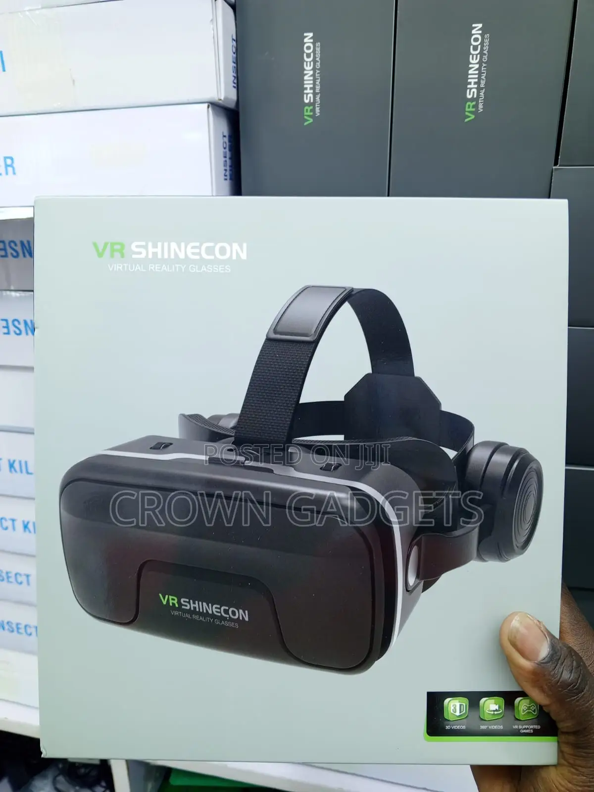 G04EA Virtual Reality Headset With Bluetooth Controller