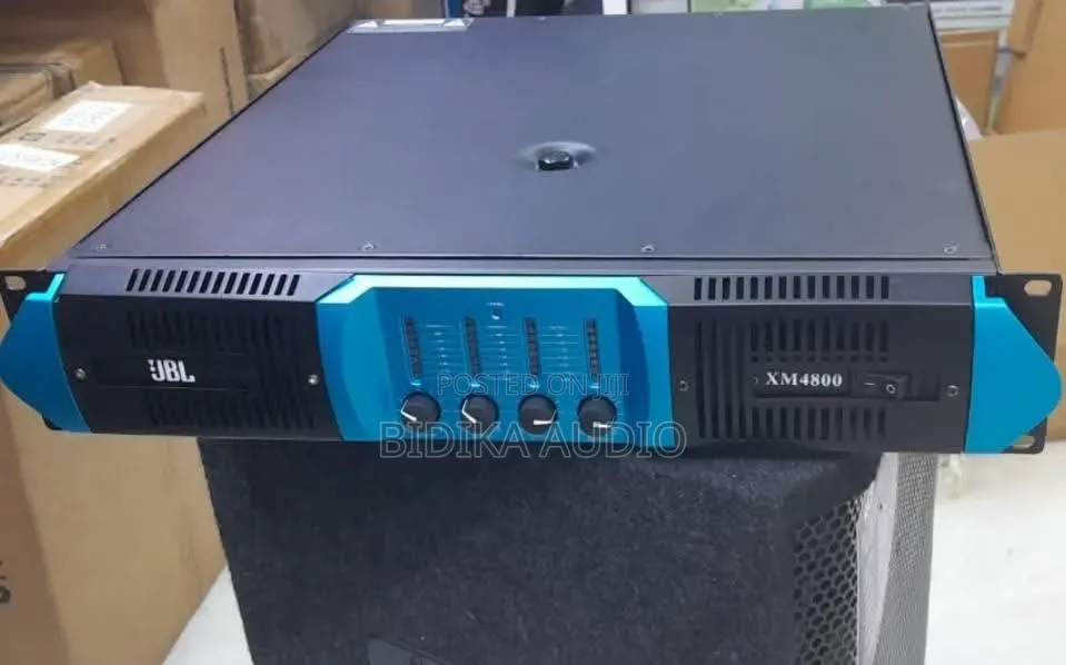 JBL XM4800 Professional 4-Channel Stage Power Amplifier (4x800W)