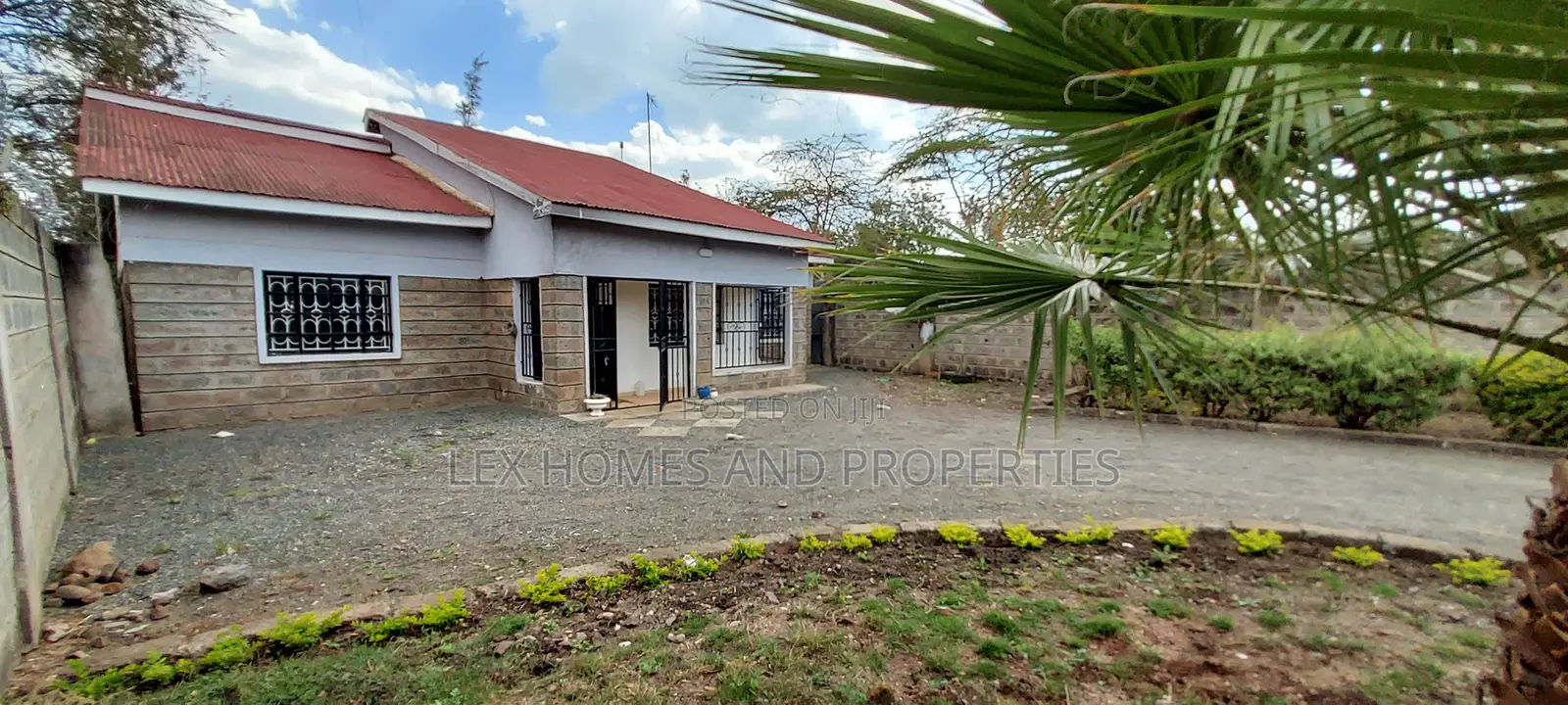 3bdrm Bungalow in Nkoroi for rent