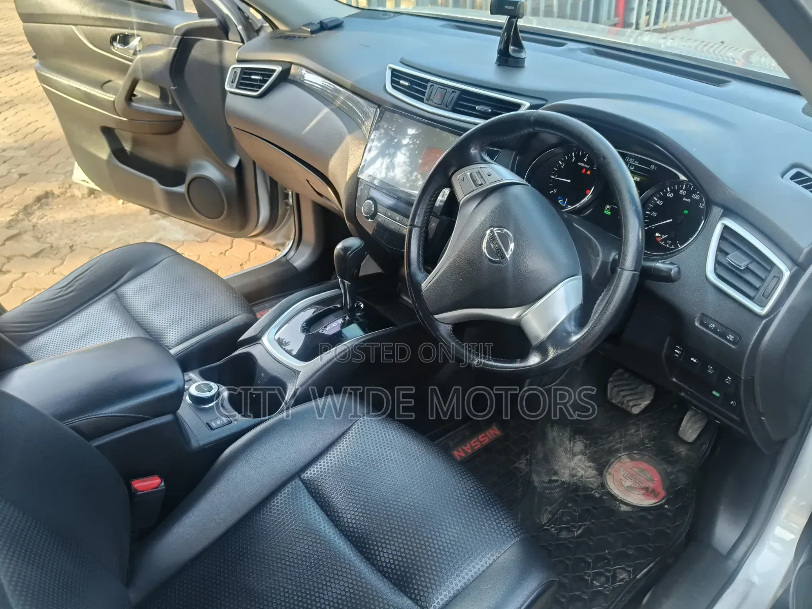 Nissan X-Trail 2016 Silver