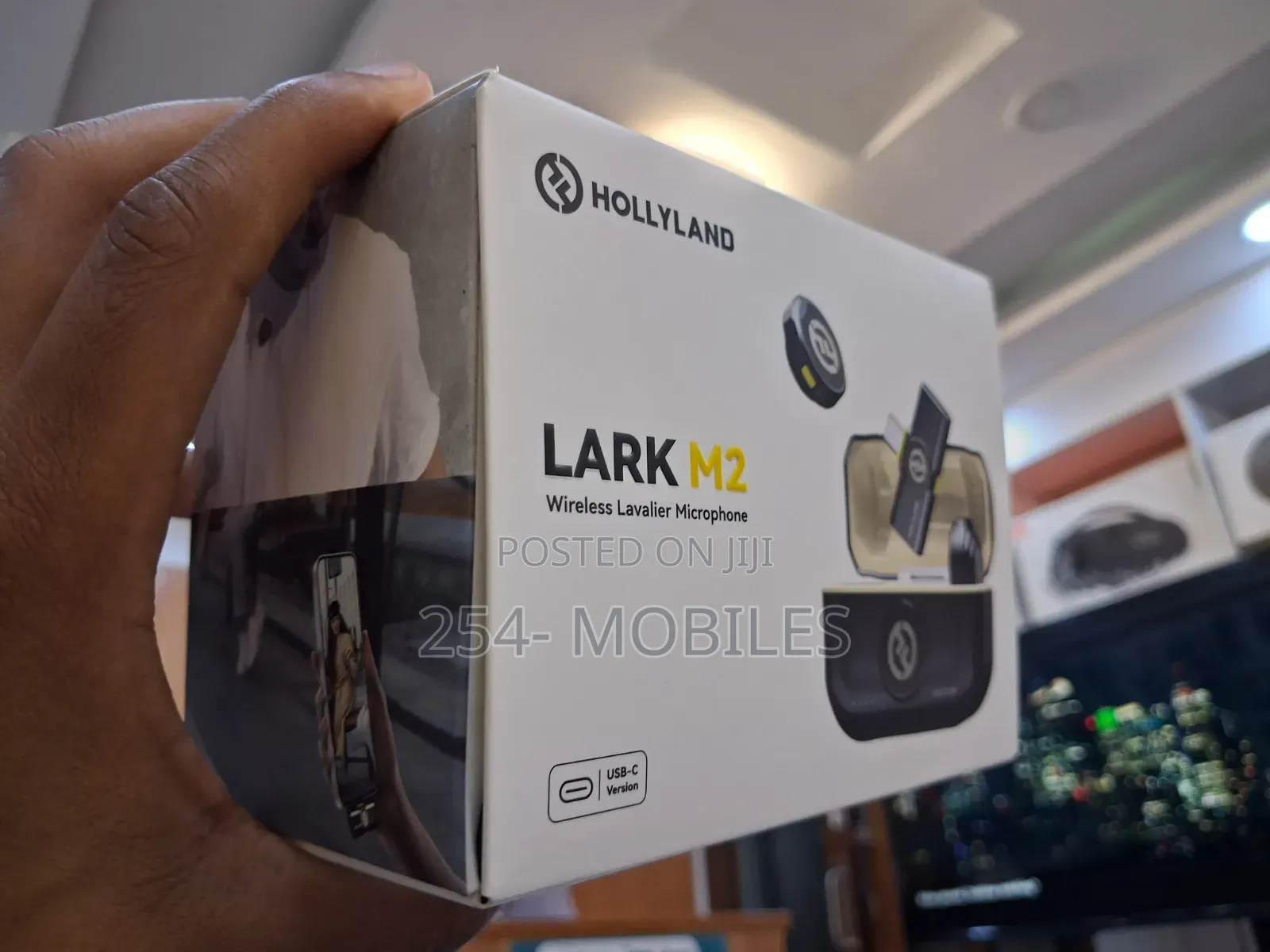 HOLLYLAND LARK M2 (Wireless Lavalier Microphone)