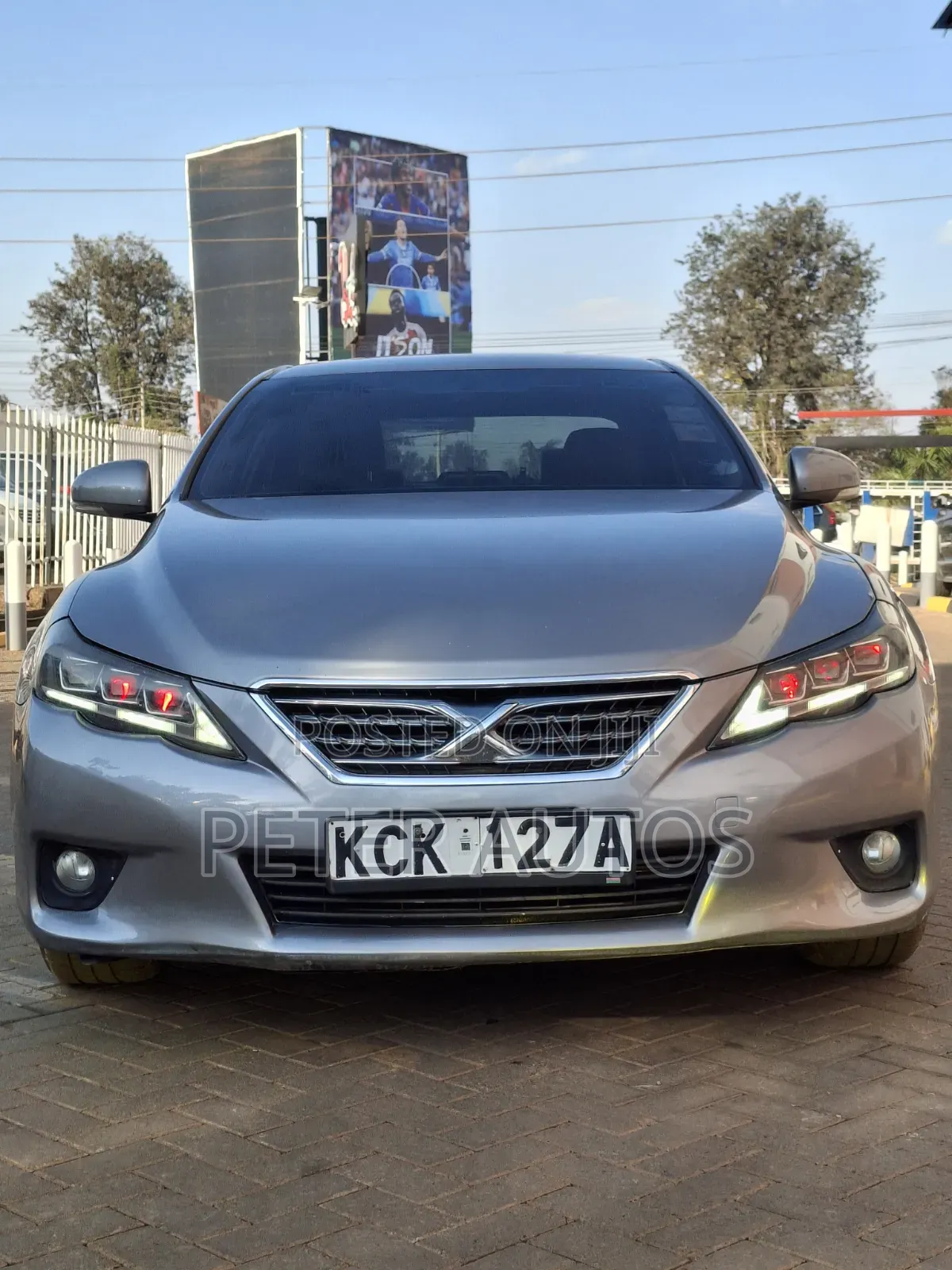 Toyota Mark X 2010 Gray