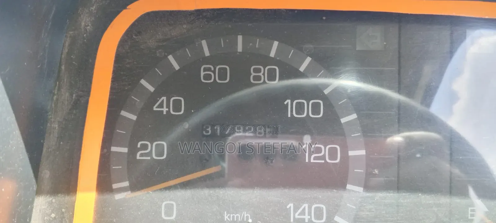 Mitsubishi FH Local 2014