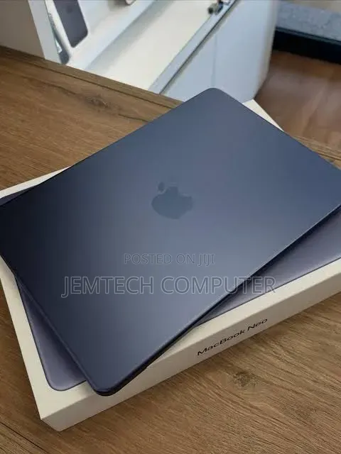 New Laptop Apple MacBook Neo 2026 8GB SSD 256GB
