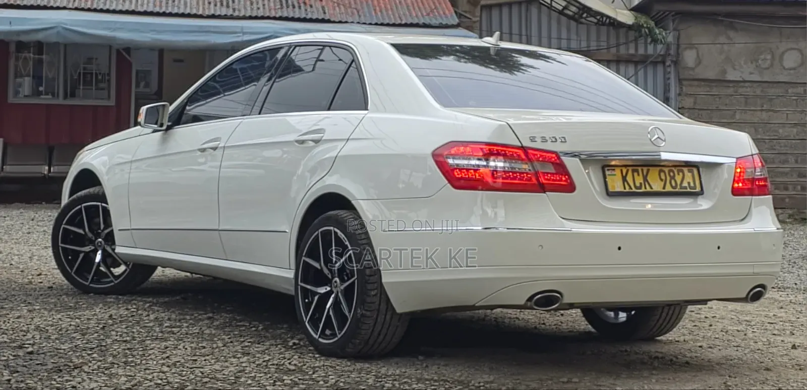 Mercedes-Benz E300 2009 White