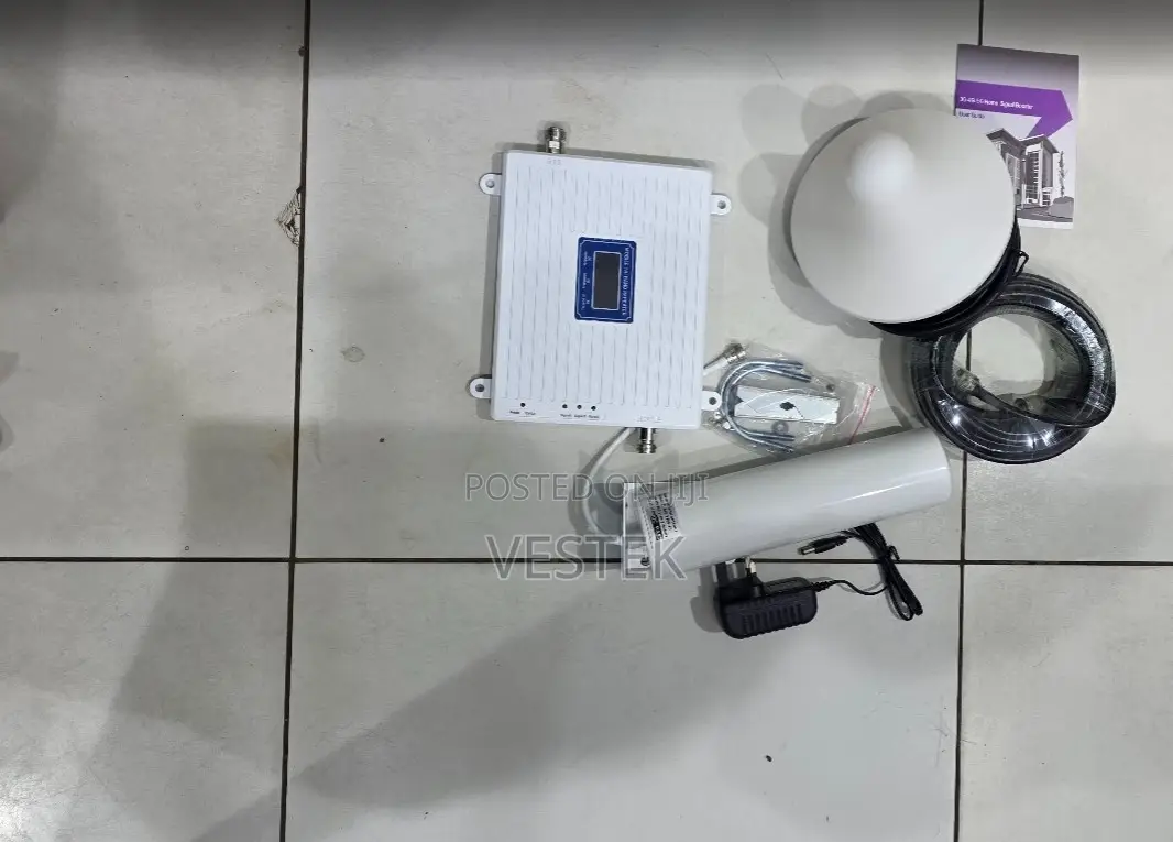 Generic Universal 4G LTE Network Repeater Kit With LCD Display
