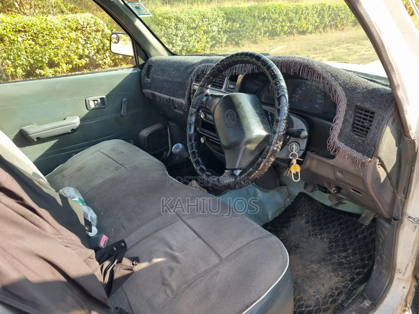 Toyota Hilux 2006 Off white