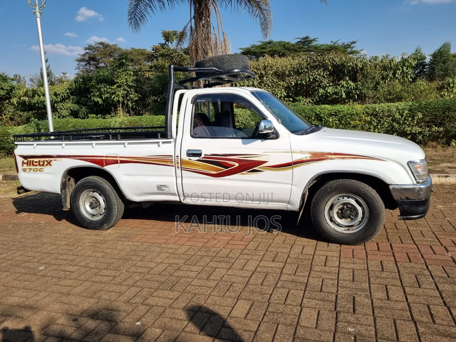 Toyota Hilux 2006 Off white