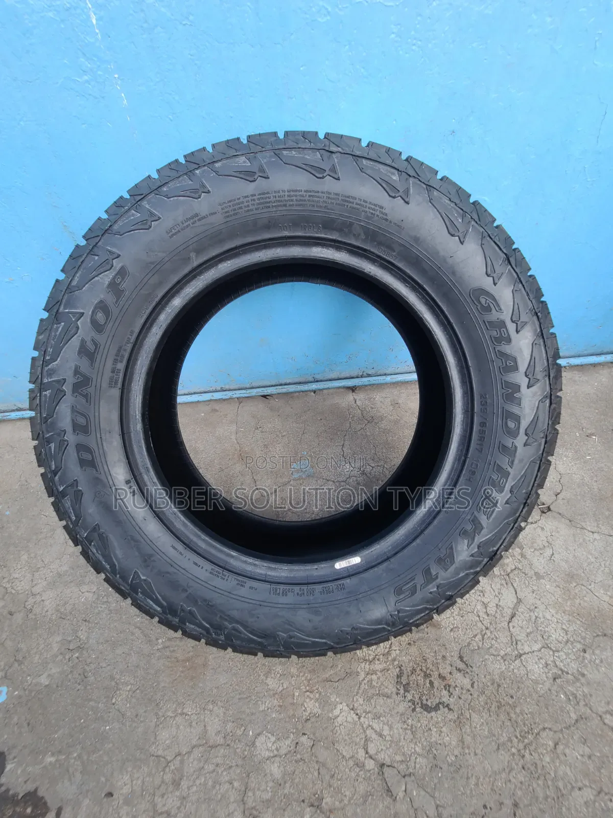 235 /65 R17 Dunlop Tyres 108h Grandtrek a/T5 All-Terrain