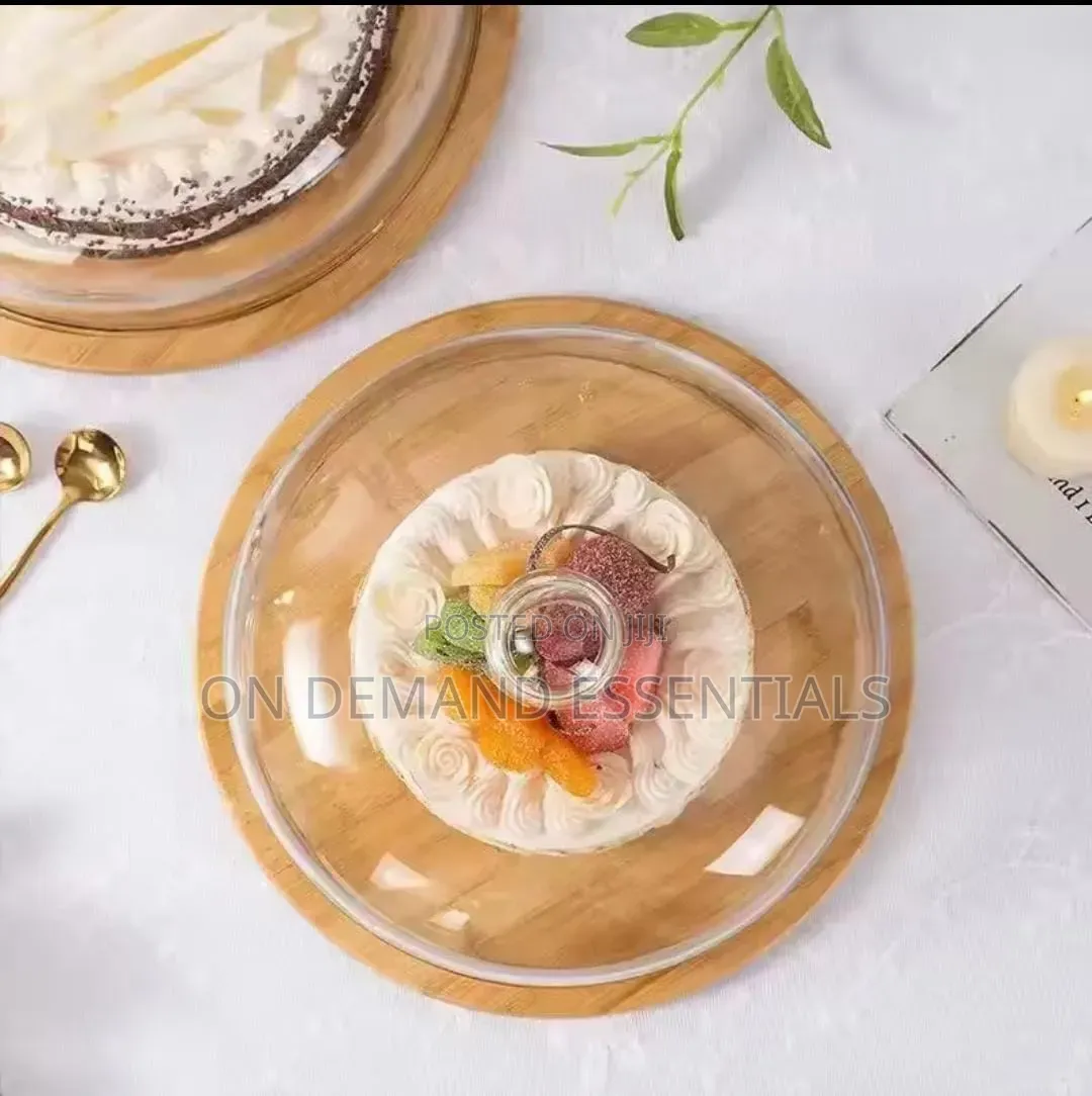 Dome Shape Glass Cake Cover