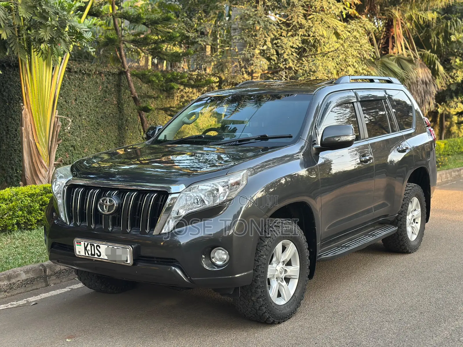 Toyota Land Cruiser Prado 3.0 D-4D (190 Hp) 7 seats 2016 Gray