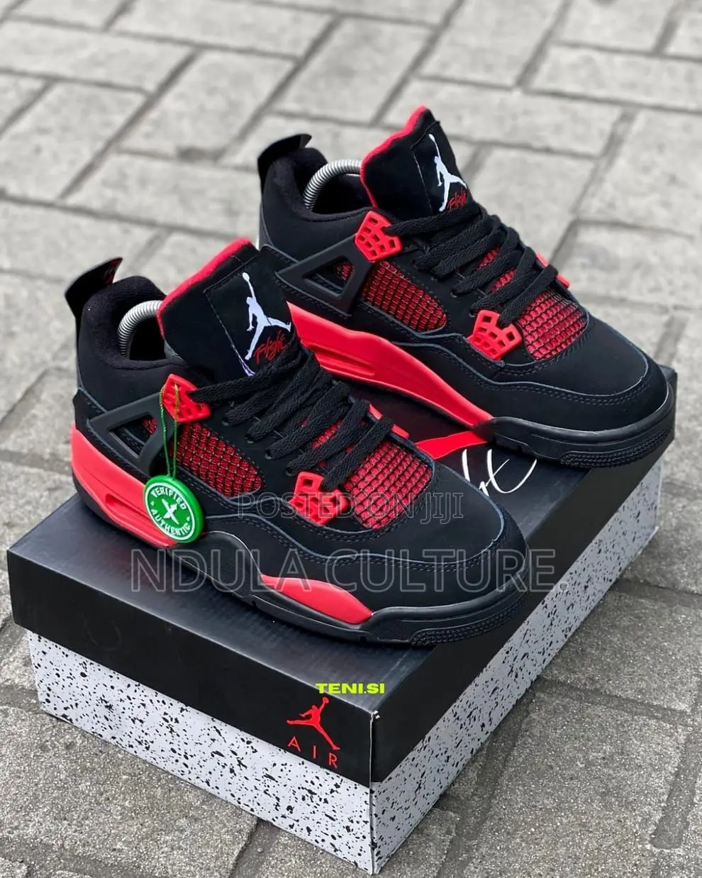 Jordan 4 Red Thunder.
