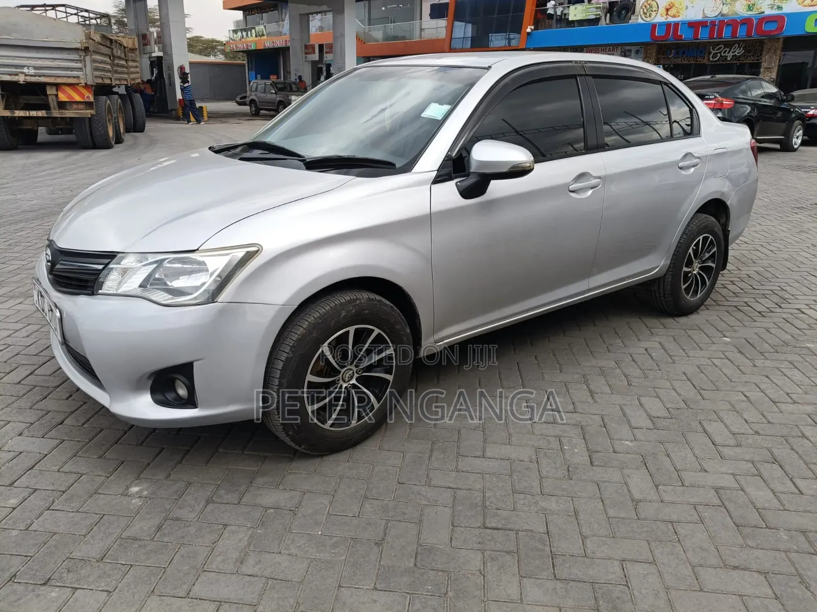 Toyota Axio 2014 Silver