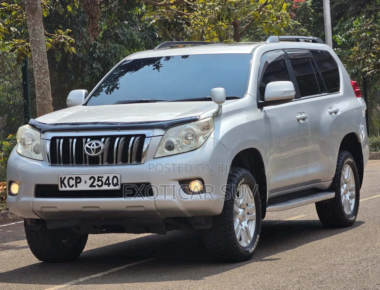 Toyota Land Cruiser Prado 4.0 Petrol TZ-G 2011 Silver