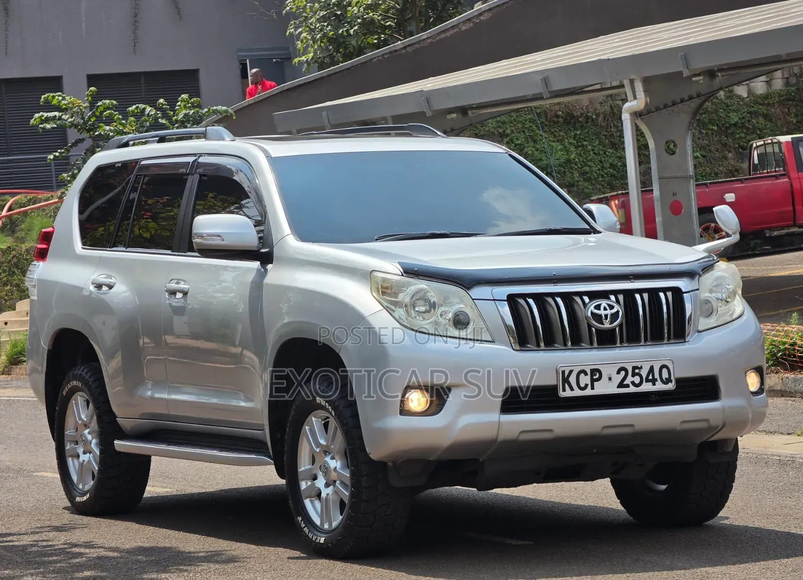 Toyota Land Cruiser Prado 4.0 Petrol TZ-G 2011 Silver
