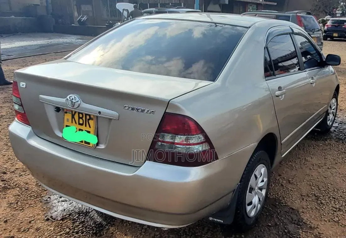 Toyota Corolla 2005 Gold