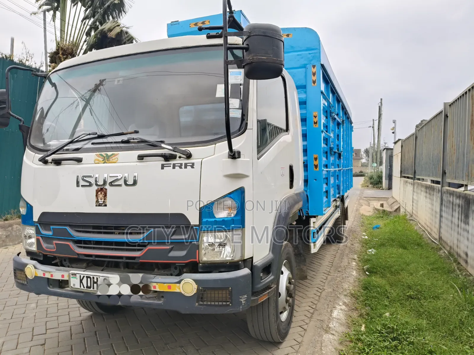 Isuzu FRR 90