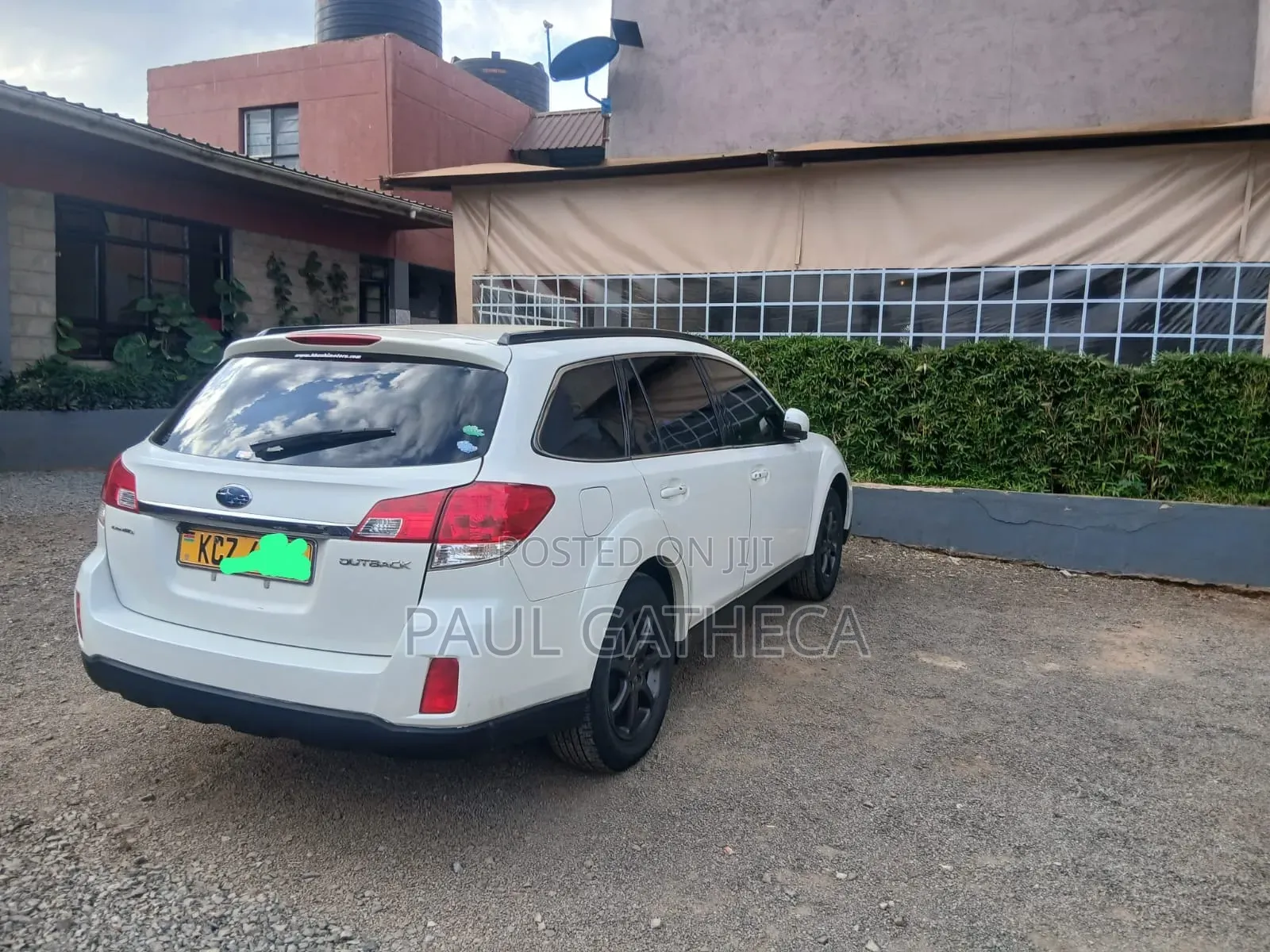 Subaru Outback 2012 White