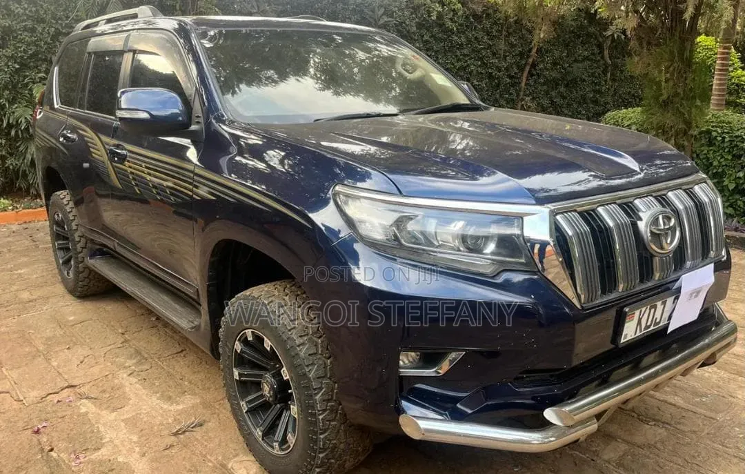 Toyota Land Cruiser Prado 2015 Black
