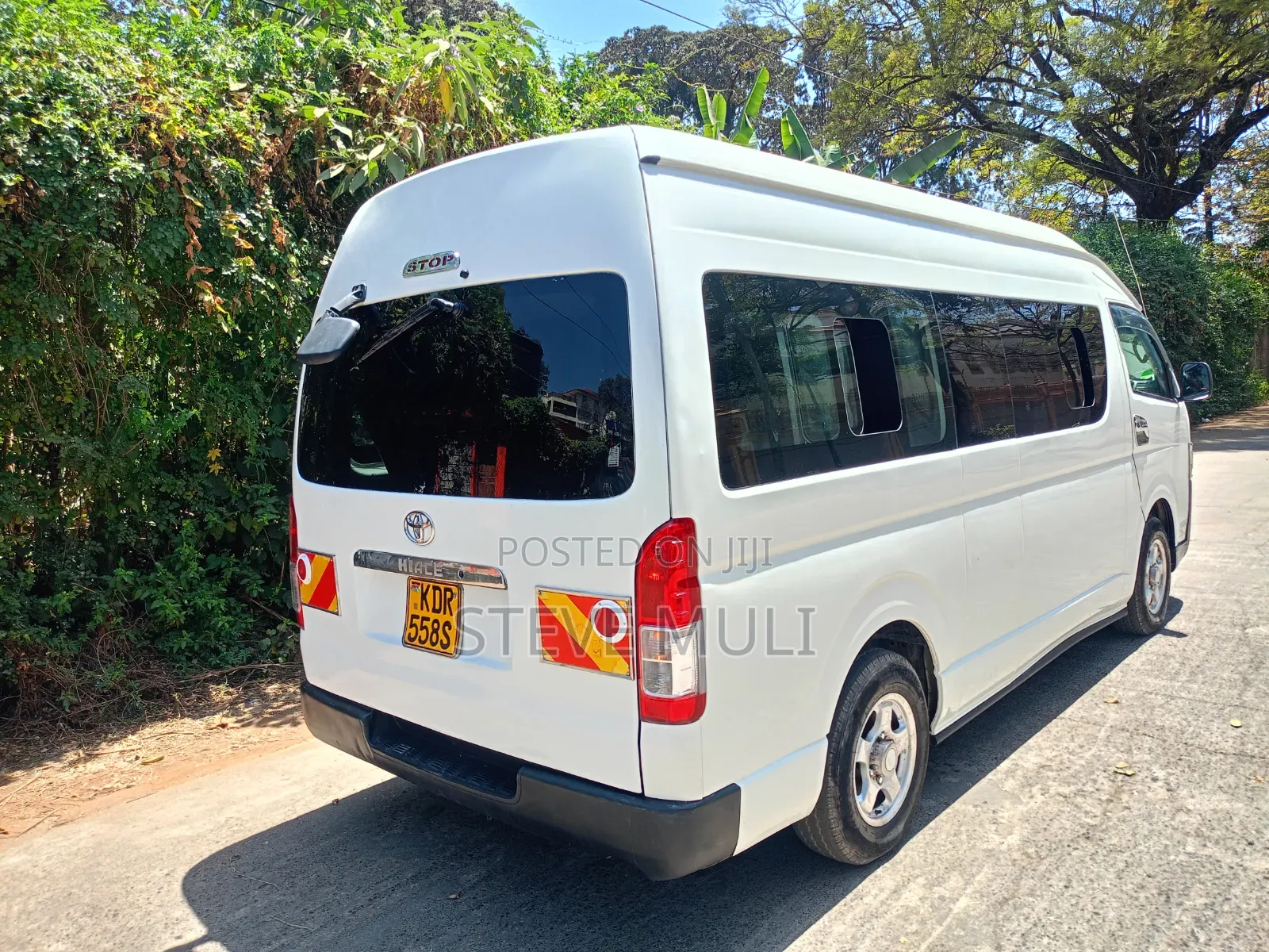 Toyota HiAce 2019 White