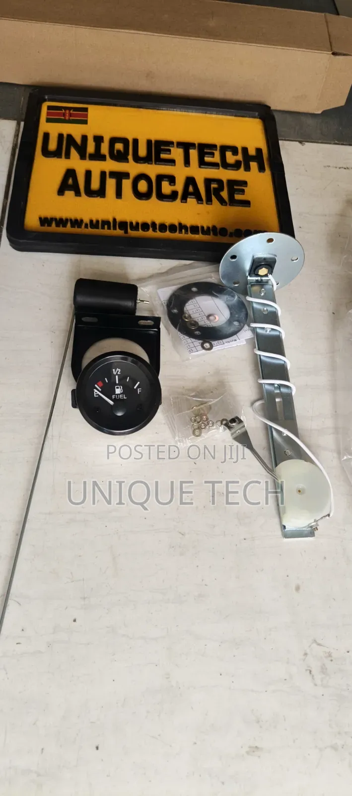 Universal Analogue Fuel Monitoring Gauge