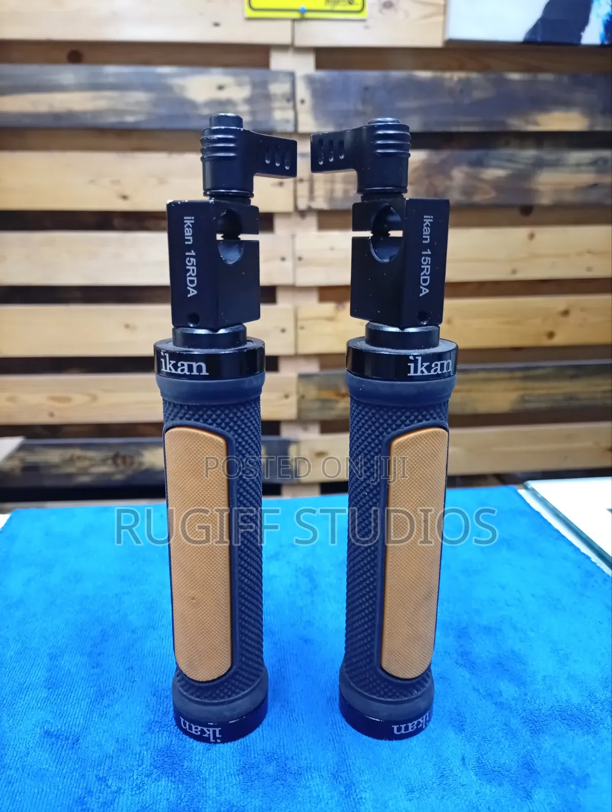 Ikan Dual Rod Grip Handles