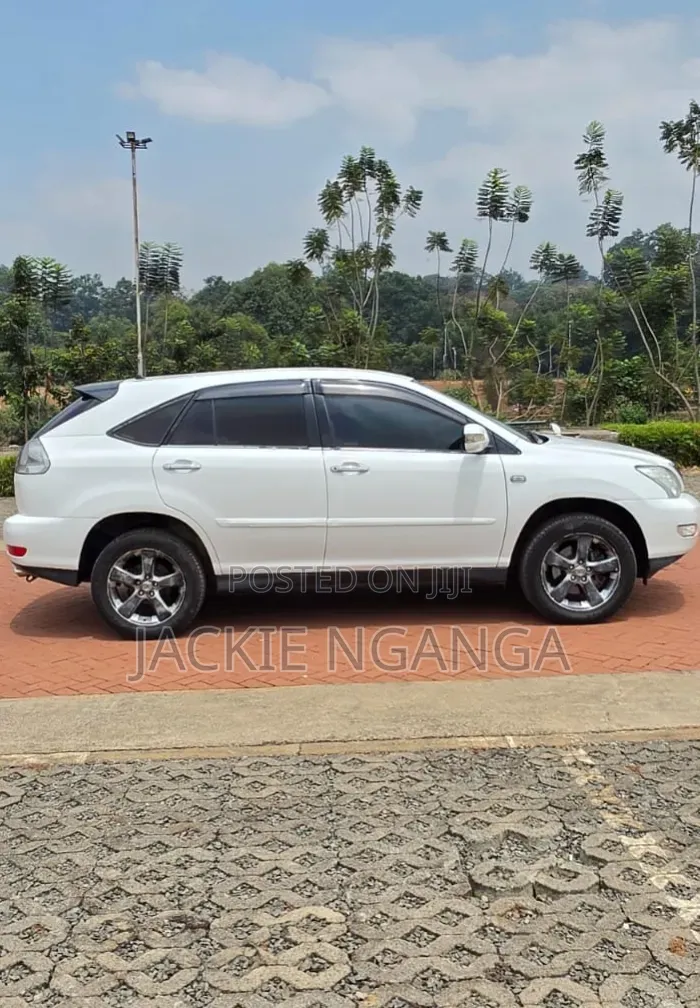 Toyota Harrier 2008 White