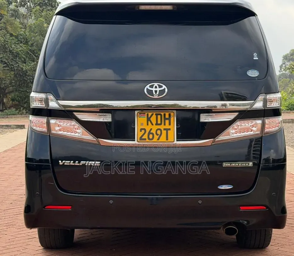 Toyota Vellfire 2014 Black