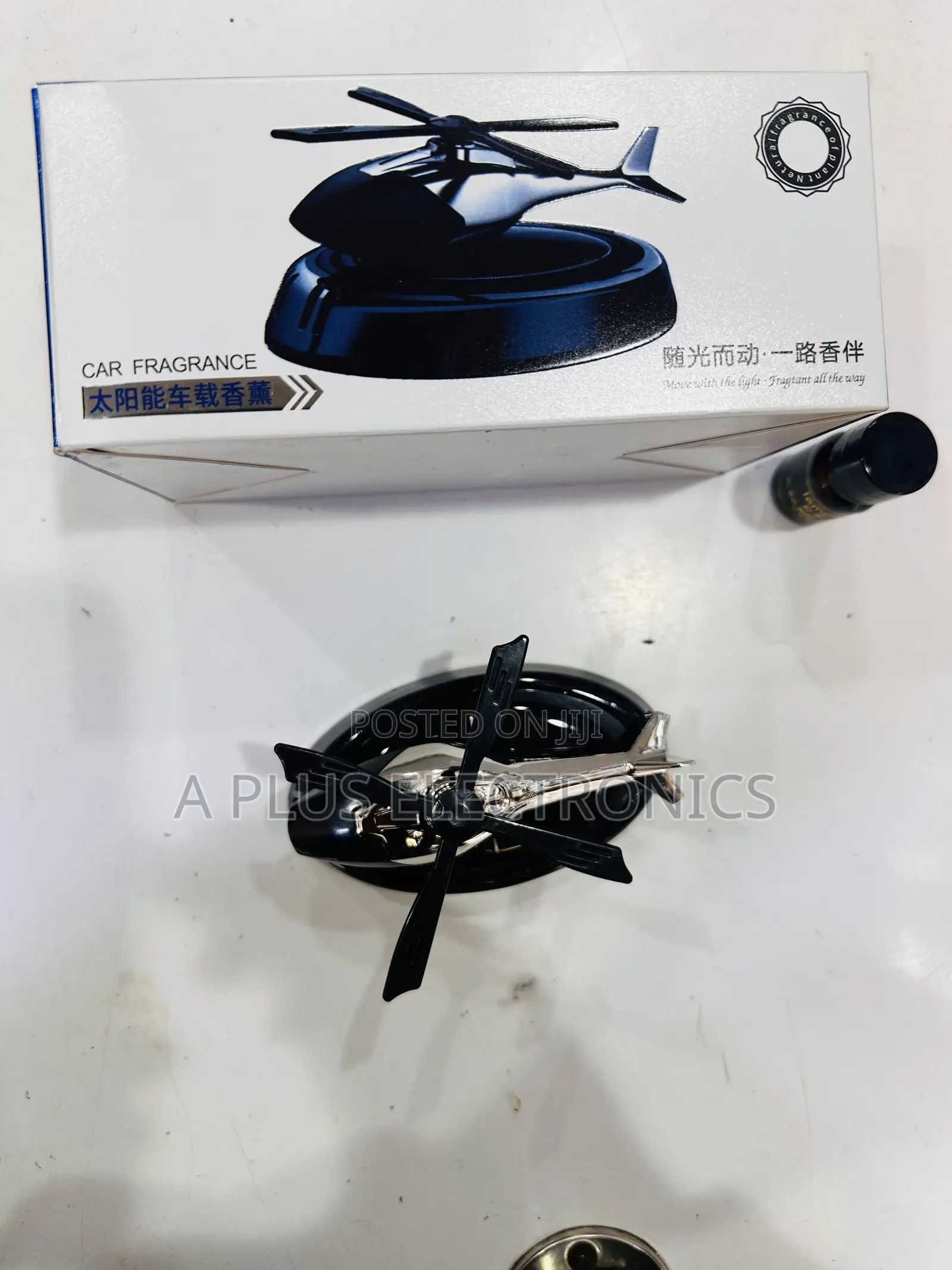  Solar Car Fragrance Premium Dashboard Car Perfume