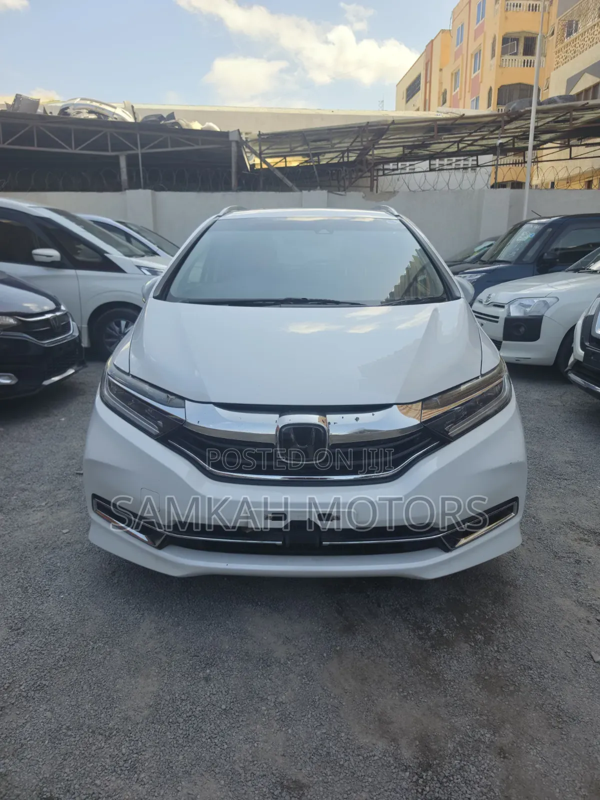 Honda Fit Shuttle 2020 White