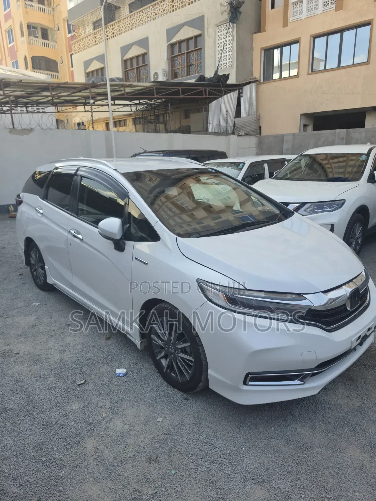 Honda Fit Shuttle 2020 White