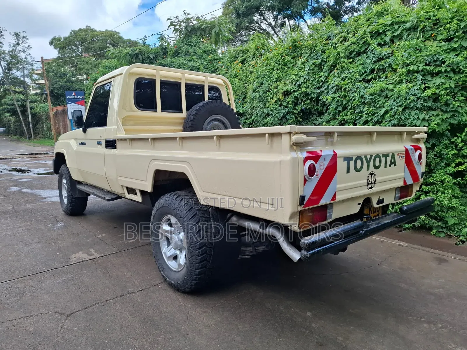Toyota Land Cruiser 79 Series 2002 Beige