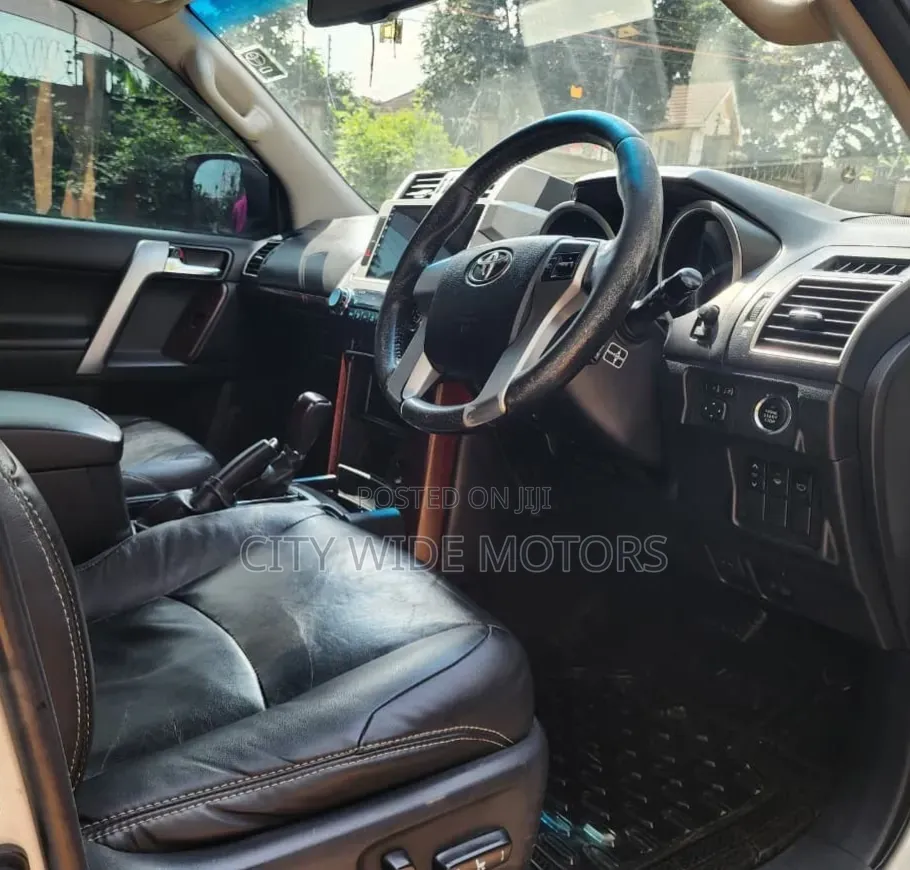 Toyota Land Cruiser Prado 2014 White