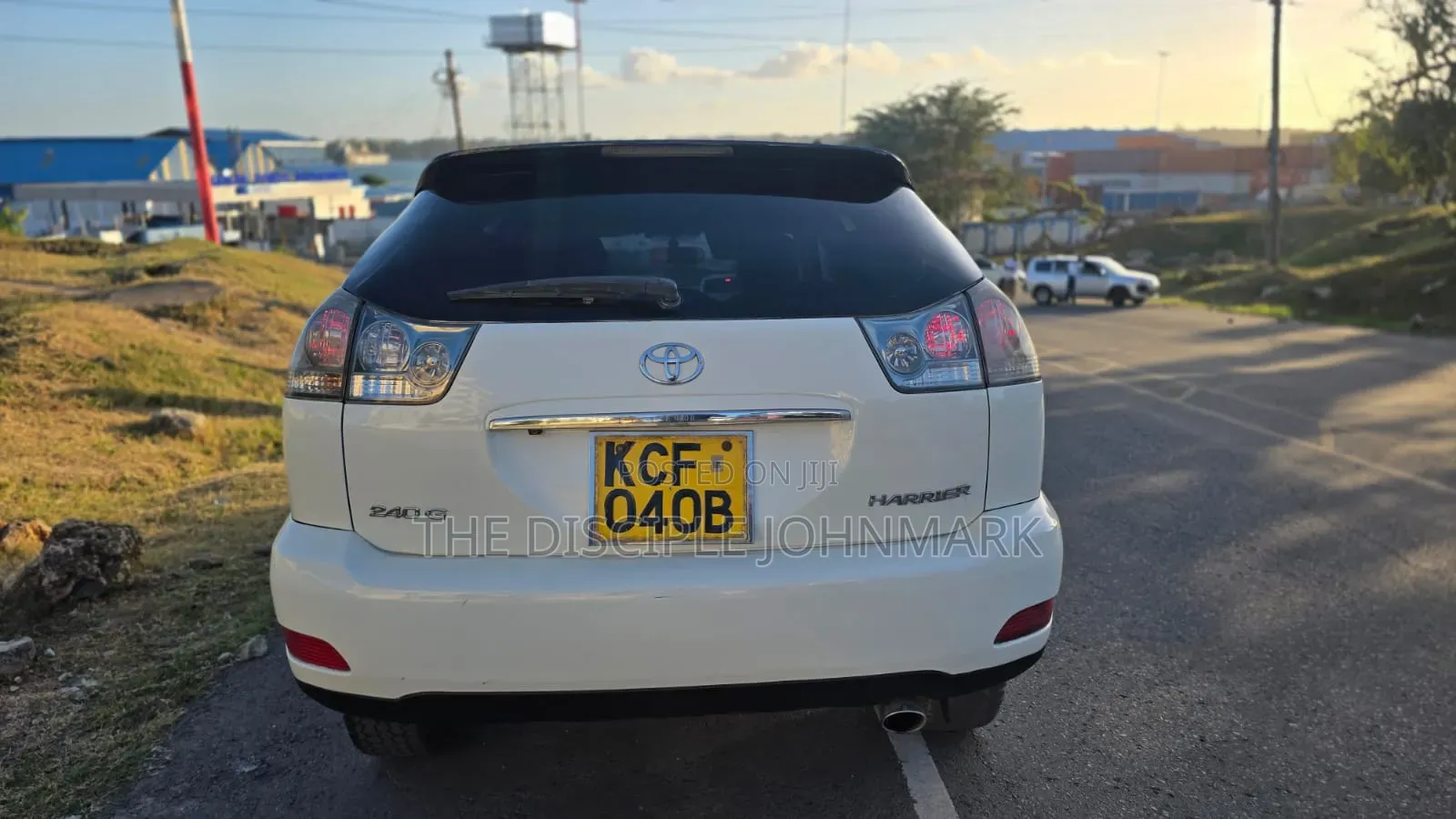 Toyota Harrier 2009 White