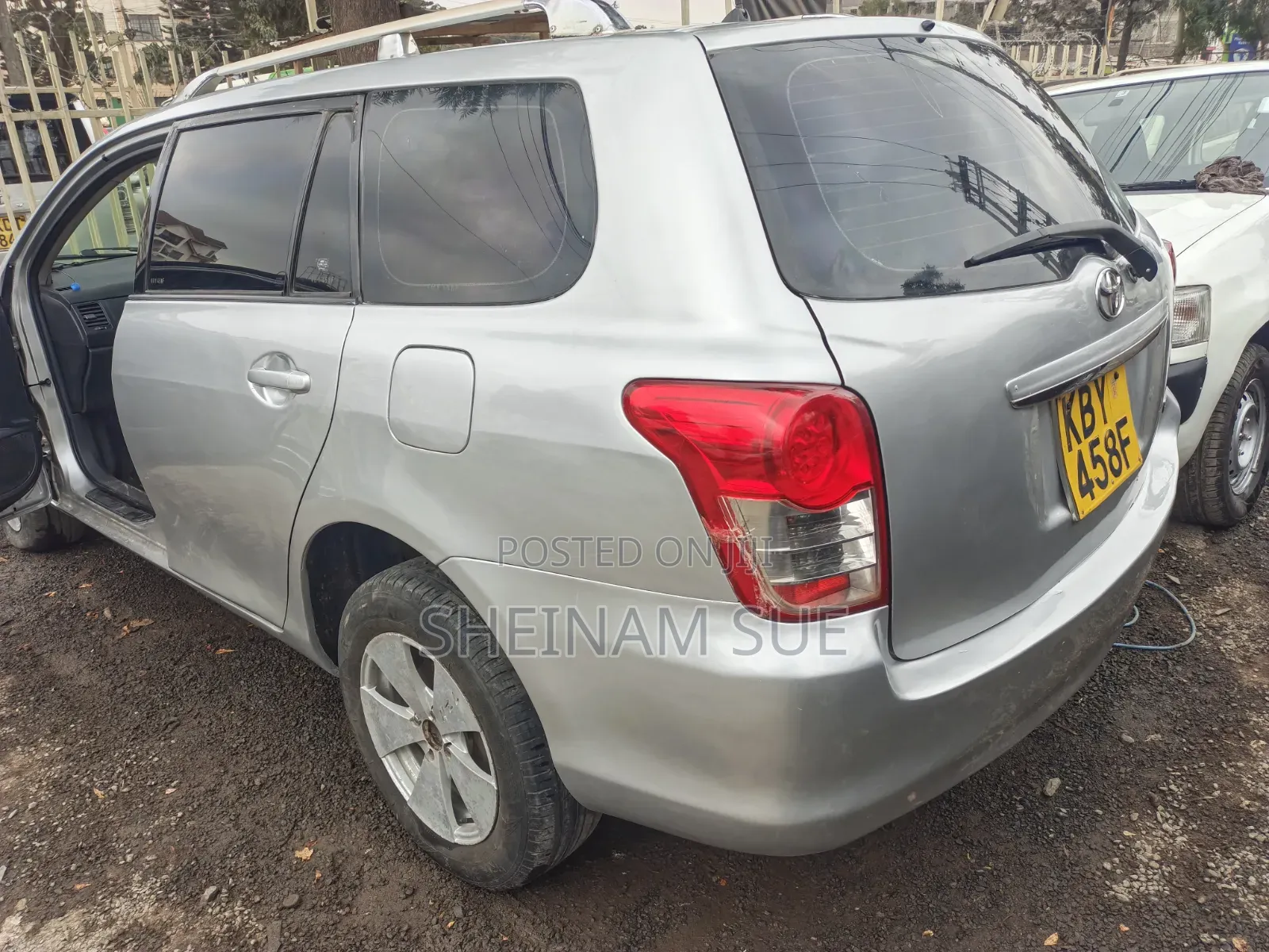 Toyota Corolla Fielder 2007 Silver