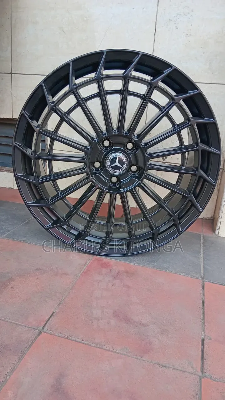 Rim Size 20" Mercedes-Benz