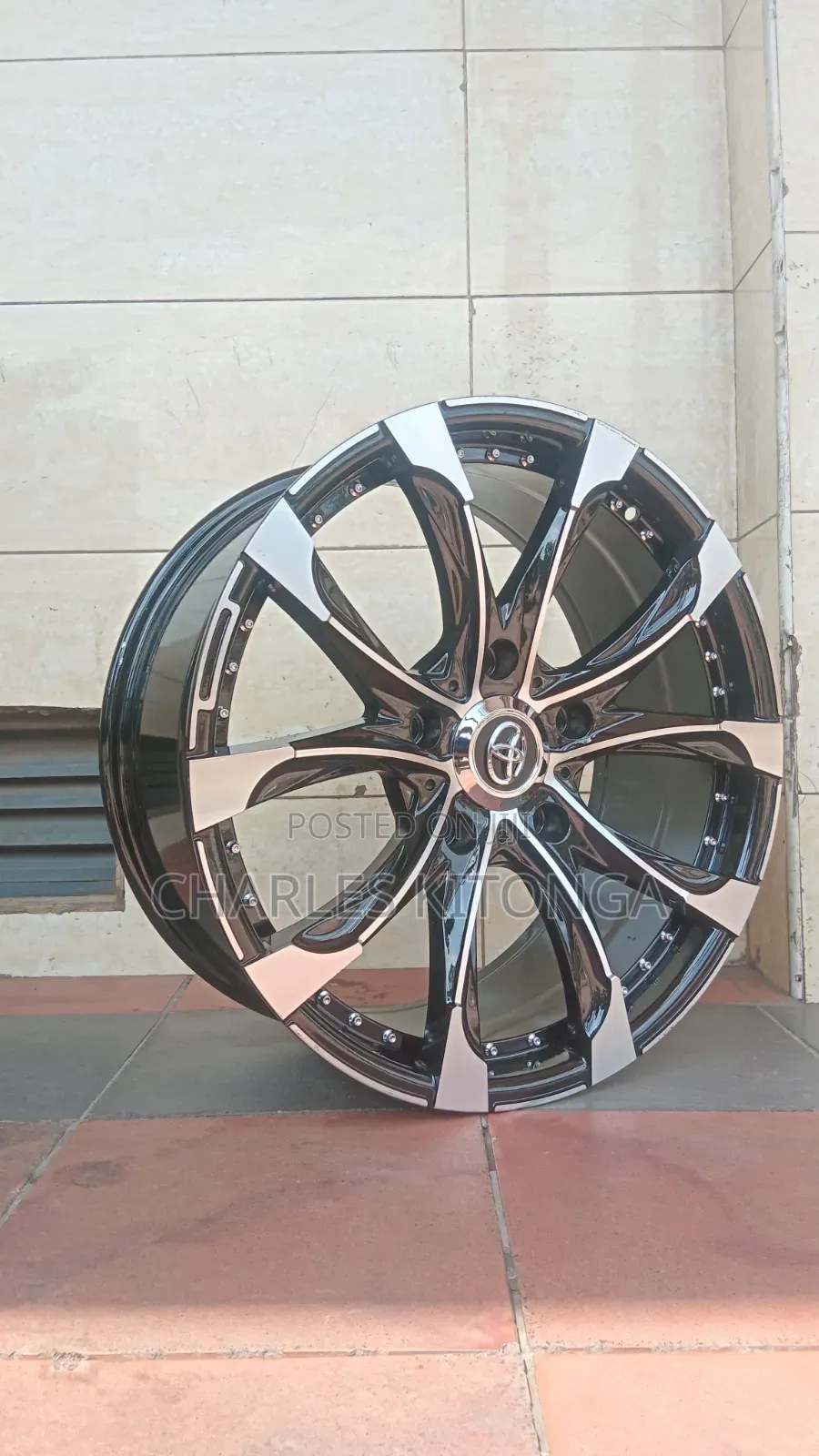 Rim Size 20" Vx ,V8, Lexus
