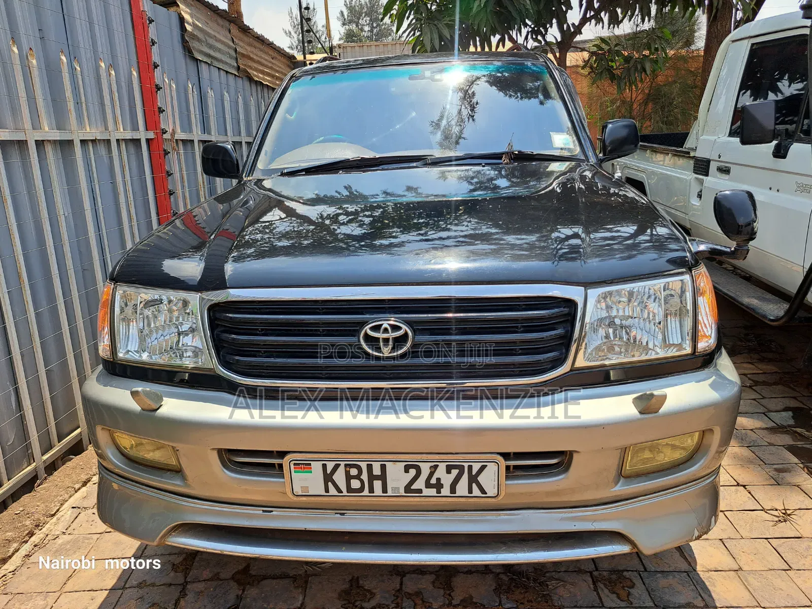Toyota Land Cruiser 1998 Black