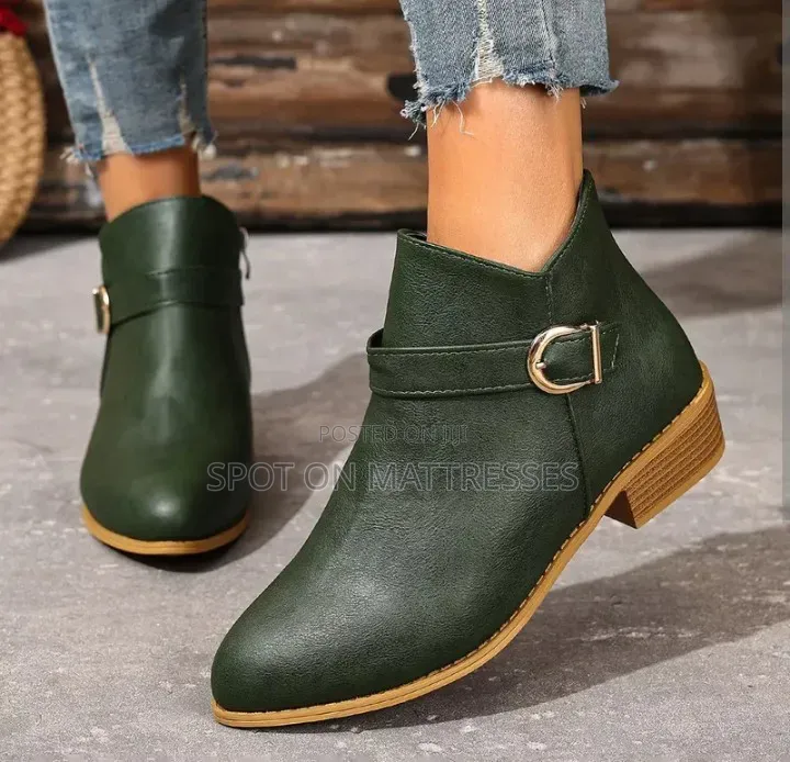 Ladies' Classic Boots Sizes 37-43. Brown/Black/Jungle Green.