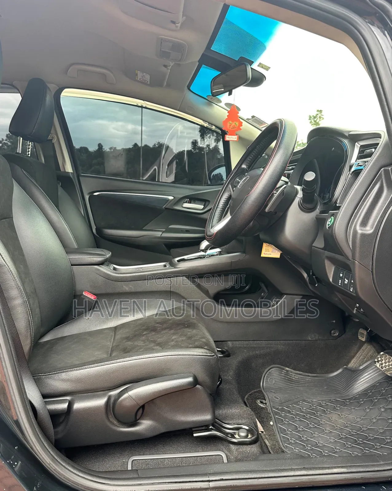 Honda Fit Shuttle 2018 Black