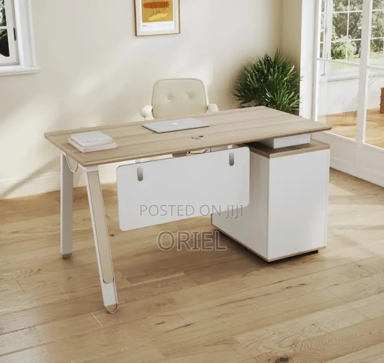 Office Desk : 1.4m Employee Work Desk