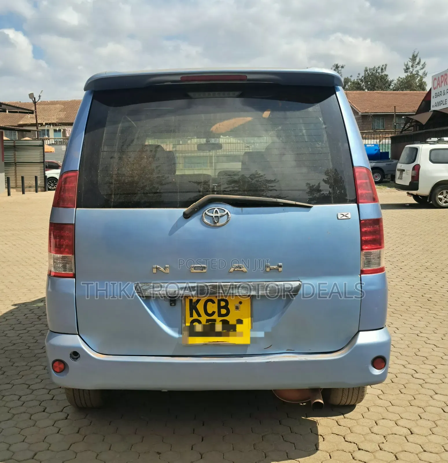Toyota Noah 2007