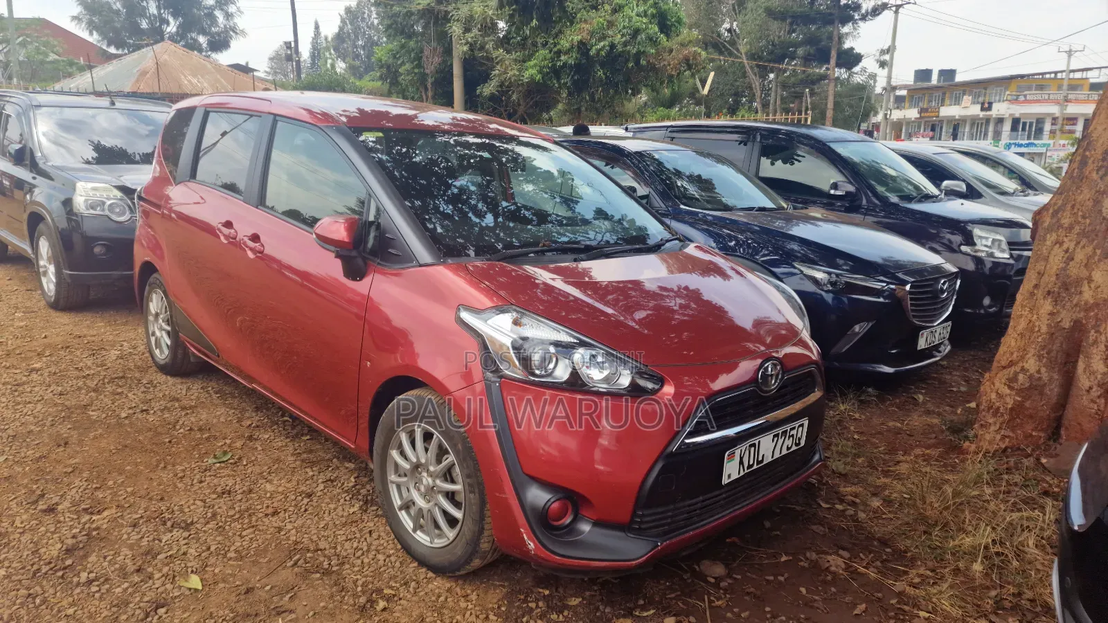 Toyota Sienta 2016 Burgundy